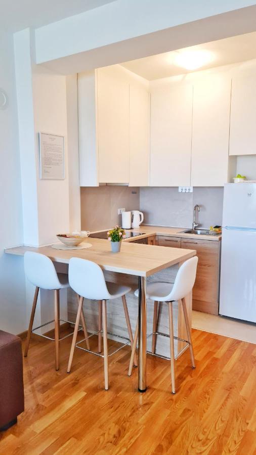 Apartman Filipovic บันยาลูกา ภายนอก รูปภาพ