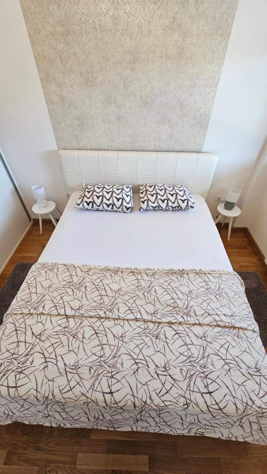 Apartman Filipovic บันยาลูกา ภายนอก รูปภาพ